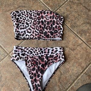 Bikini size medium